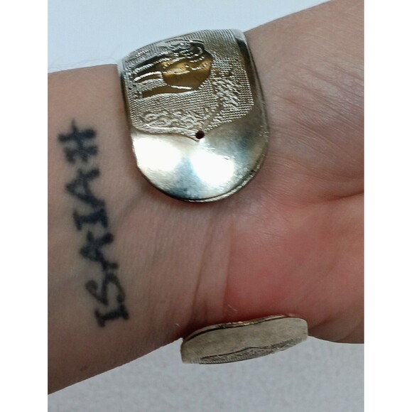 Vintage Silvertone Elephant Cuff Bracelet 7.5 in - Picture 12 of 12